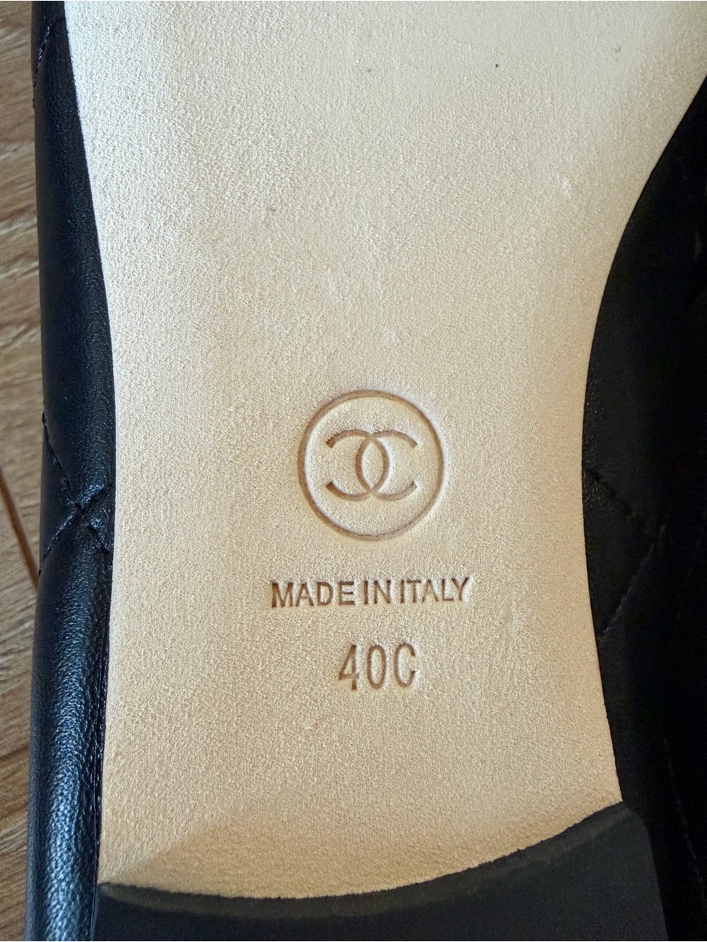 New Season Chanel Black Leather Quilted Ballet Flats - Picture 4 of 4